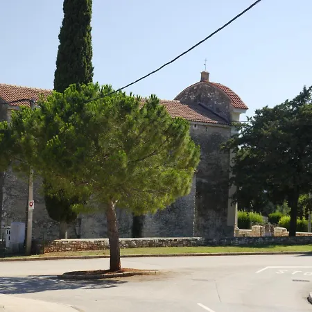 Judit Apartmán Tar-Vabriga